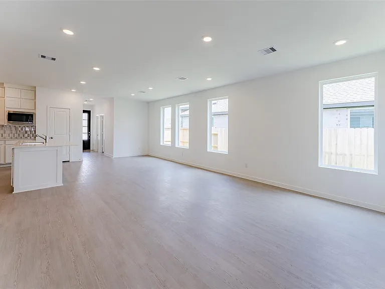 6671 Iron Clover Dr — Photo 26