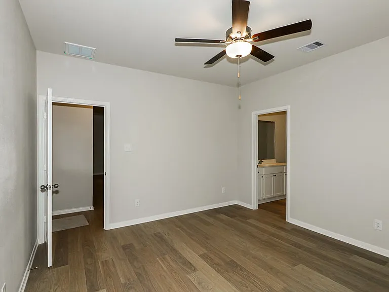 408 Mustang Trot Dr — Photo 12
