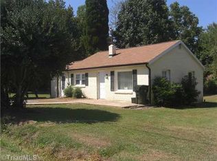 608 S Pennington Ave, Lexington, NC 27292