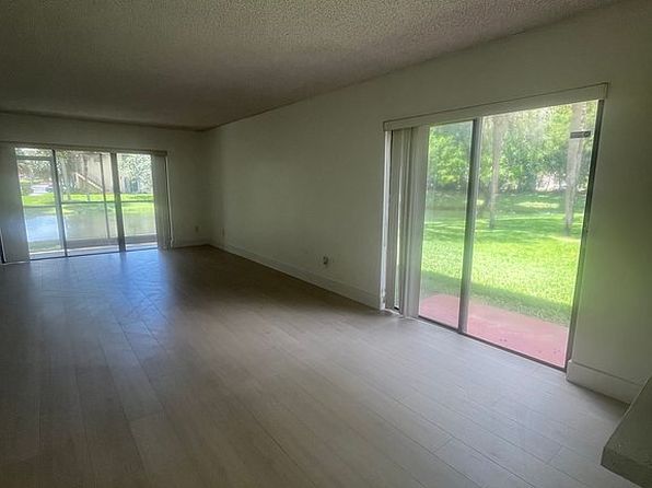 235 Lakeview Dr #0