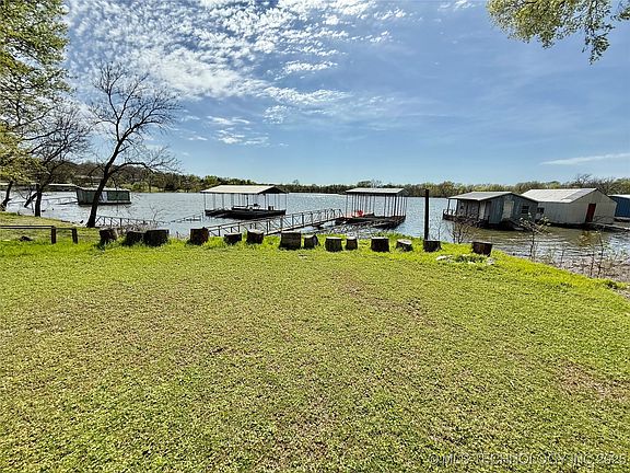 3rd image of 46 Bluff Rd