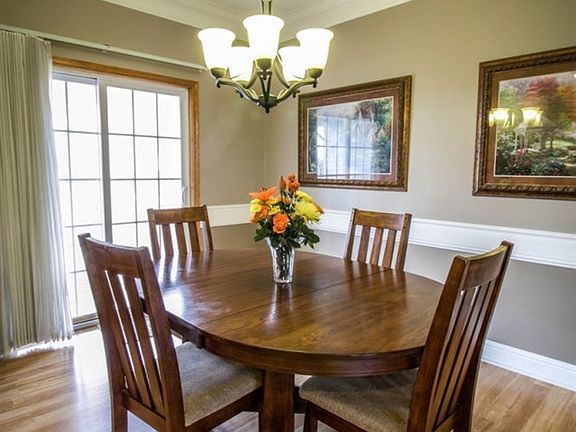 5th image of 235 Estate Lake Dr