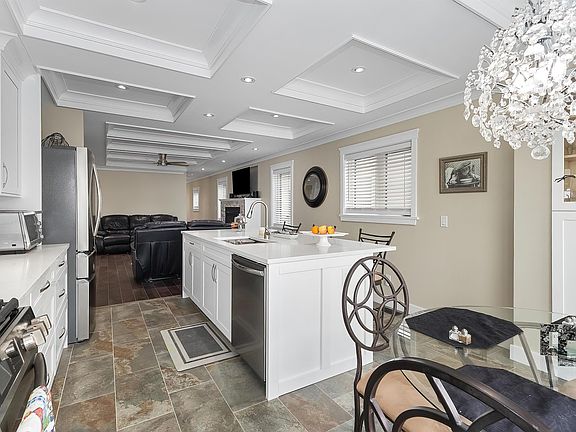 3rd image of 27111 0th Ave #103