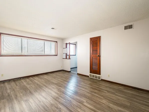 46th Street Apartments