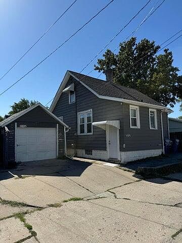 2nd image of 2312 1/2 W 1st St