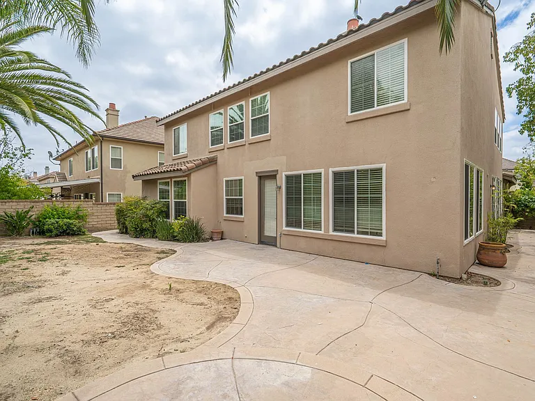26149 W Shadow Rock Ln — Photo 37