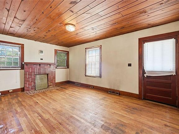 2nd image of 3838 Old Lexington Rd