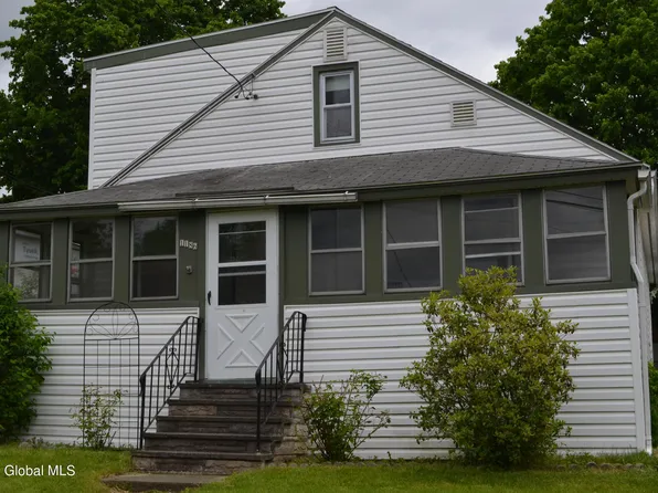 1186 River Road, Troy, NY 12182