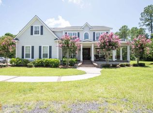 102 New Hammock Cir, Saint Marys, GA 31558