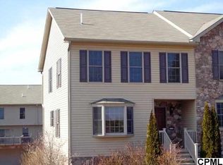 1216 Overlook Rd, Middletown, PA 17057