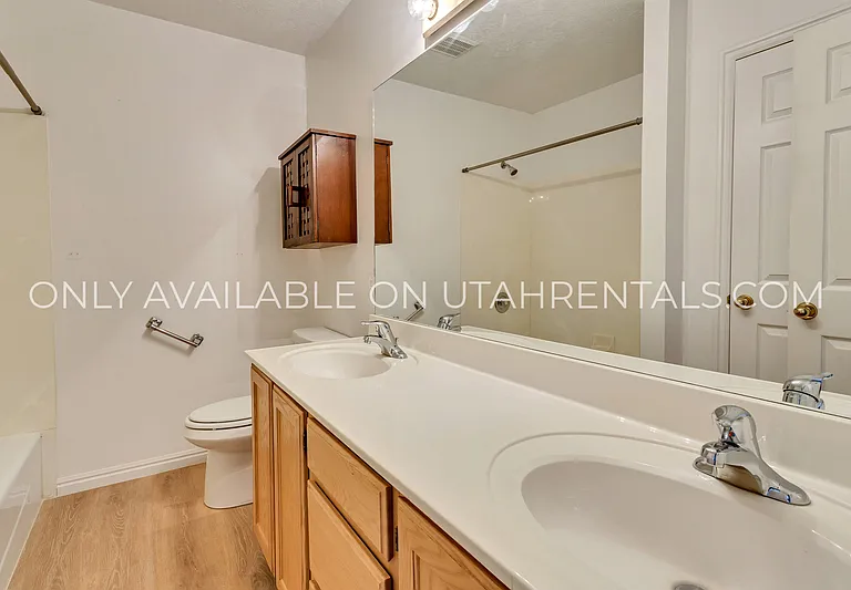 144 N 1120 E — Photo 15