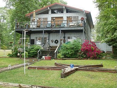 1st image of 418 N Evergreen Dr