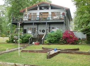 418 N Evergreen Dr, Burkeville, TX 75932