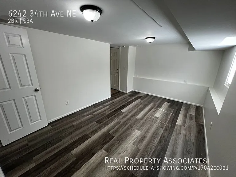 6242 34th Ave NE #B — Photo 10