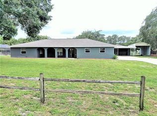 704 Johnson Dr, Ruskin, FL 33570