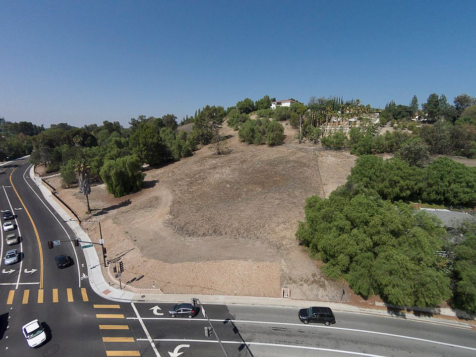 1st image of 420 Erbes Road