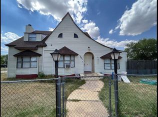 1001 N Main St, Electra, TX 76360