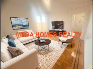 61-02 43rd Ave #3, Woodside, NY 11377