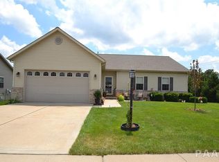 6022 W Charleston Ct, Peoria, IL 61607
