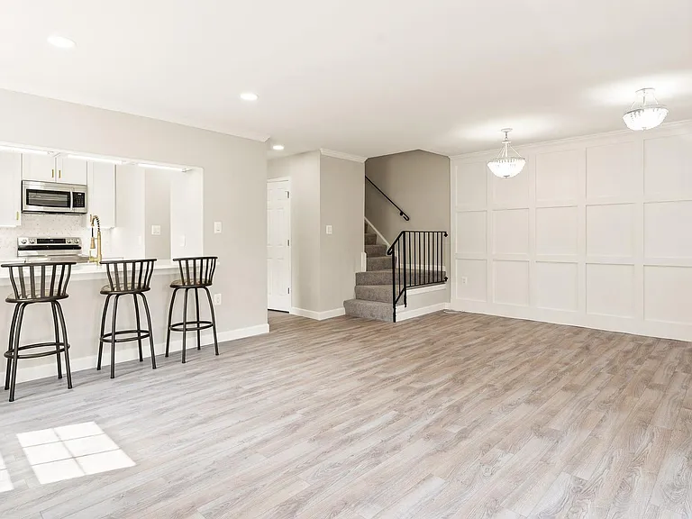 12168 Springwoods Dr — Photo 8