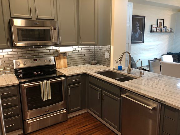 Beautiful granite and backsplash