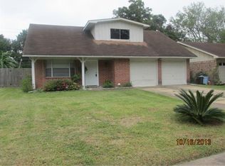 7906 Royalwood Dr, Houston, TX 77049