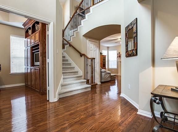 3rd image of 15634 Buffalo Creek Dr