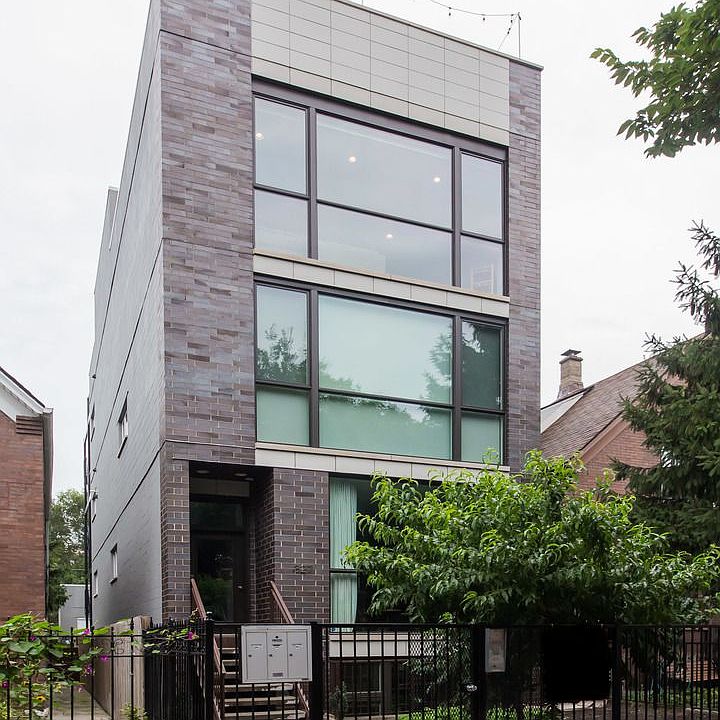 1st image of 827 N Rockwell St #3