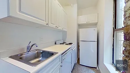 Rented by Bond New York