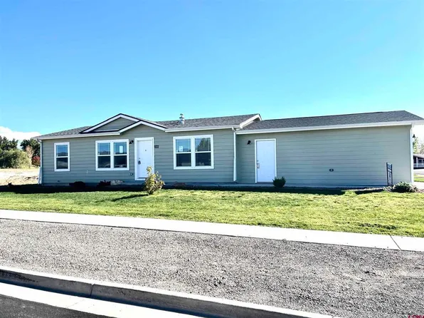 2102 Evans Avenue, Montrose, CO 81401