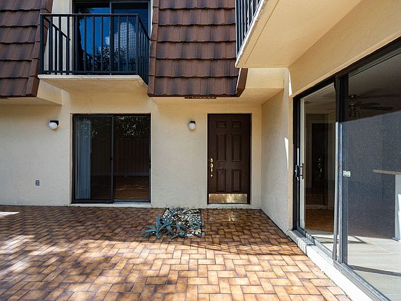 2nd image of 5212 Cedarbend Dr APT 3
