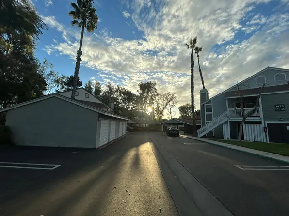 1941 Wellington Ln Unit 7, Vista, CA 92081