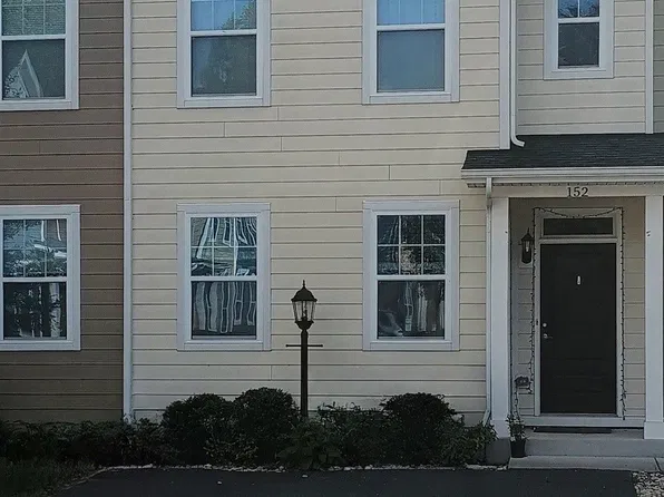 152 Longwood Dr, Charlottesville, VA 22903