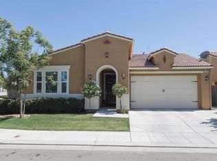 3880 Joaquin Ave, Clovis, CA 93619