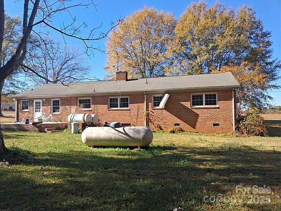 5th image of 2833 Camp Creek Church Rd