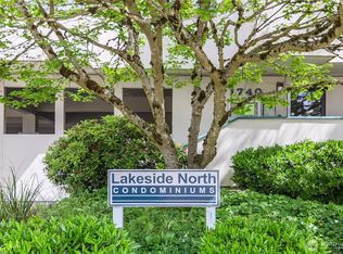 1740 NE 86th St APT 205, Seattle, WA 98115