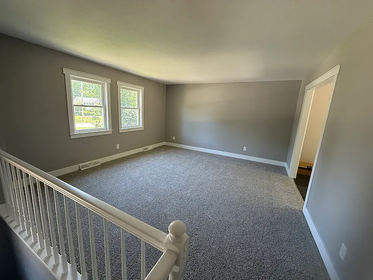 1606 Sunnyacres Rd — Photo 5