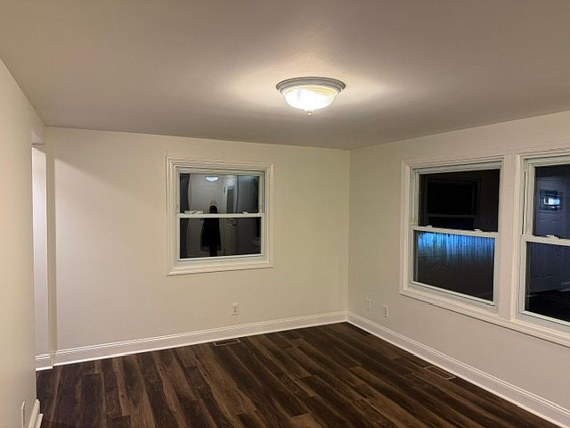 1st image of 33640 N Evergreen Dr