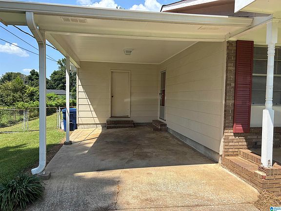 3rd image of 217 Patricia Rd