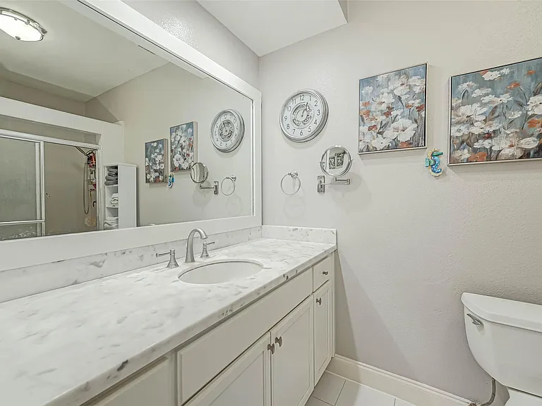 11711 Memorial Dr #389 — Photo 17