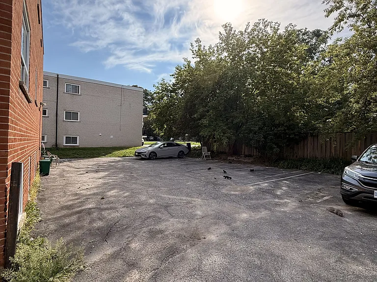 13 Queen St #1 — Photo 9