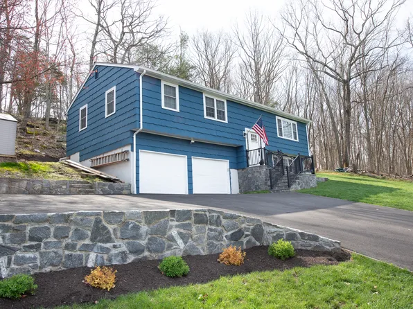 55 Rugby Road, Shelton, CT 06484