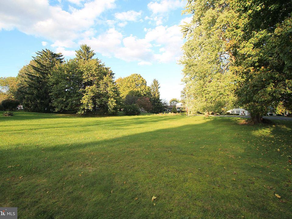 2nd image of LOT On Shawnee Dr