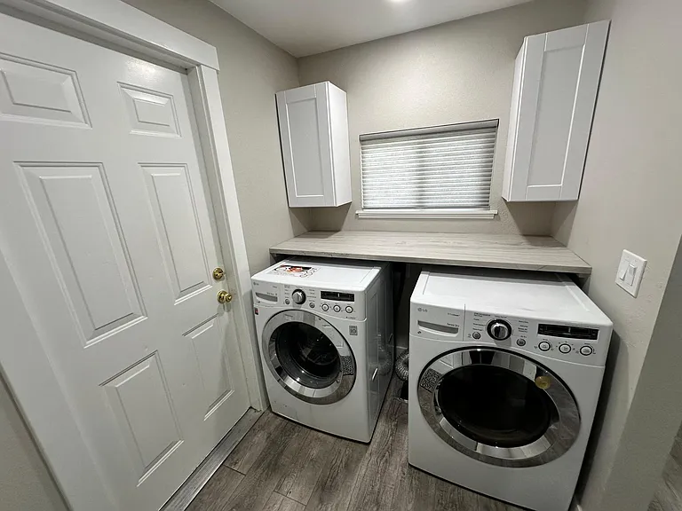 Laundry Room/Garage Entry