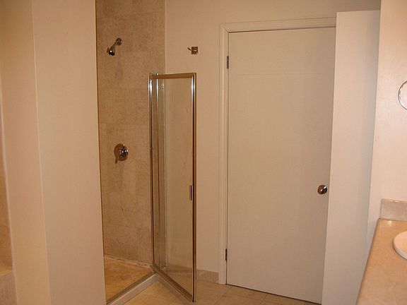 MASTER BATH SHOWER