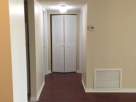 4th image of 10911 N Kendall Dr #B202