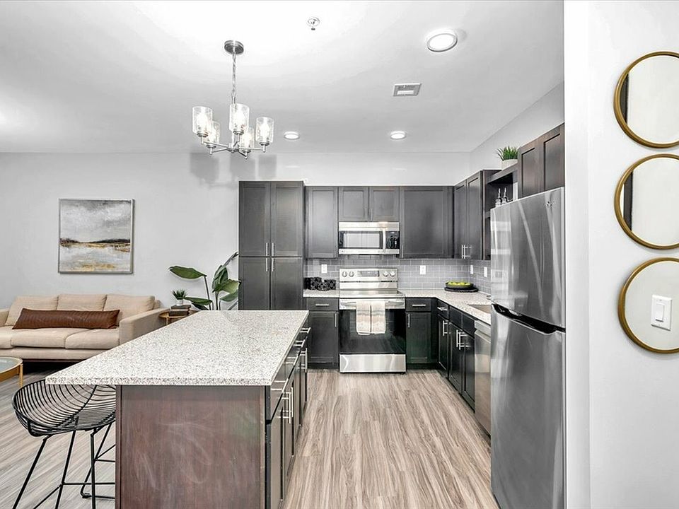 Premier Living at Sixty16 Apartments Shawnee, KS