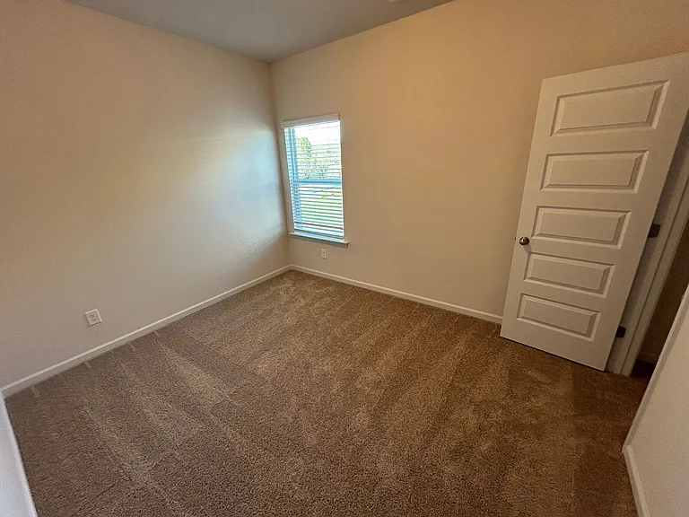 15 Longbrook Dr — Photo 23