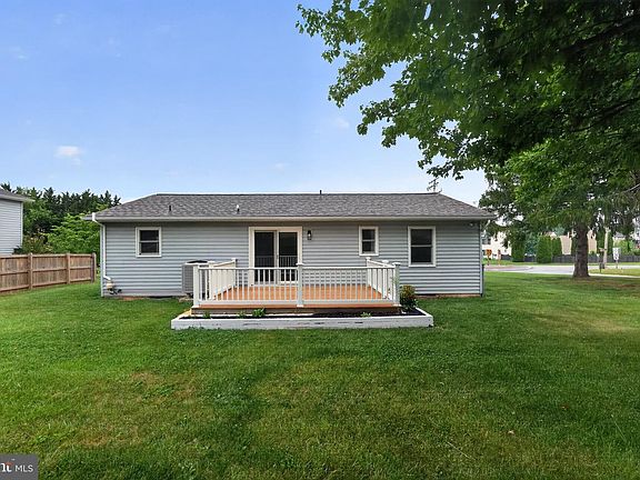 4th image of 2733 Fridinger Mill Rd