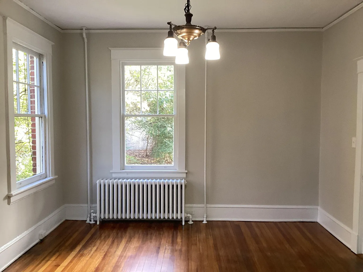 4 bed, 2550 sqft, $2,550 — Photo 3